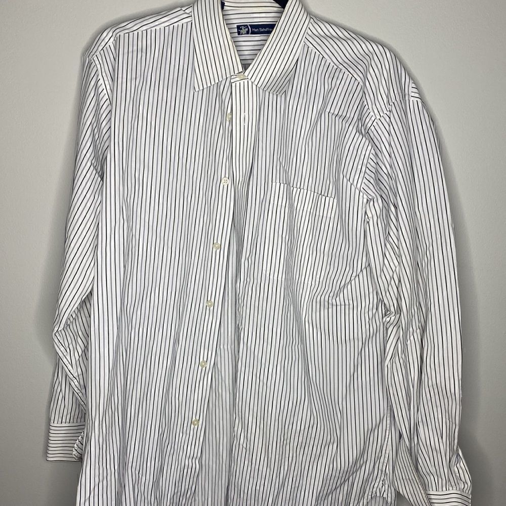 Hart Schaffner Marx Men’s L 16 Cotton Button Up